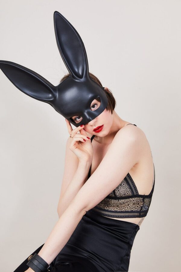 Masque Bunny noir Mat L'ADORABLE
