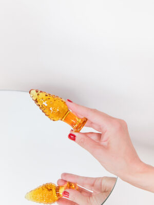 plug anal en verre jaune