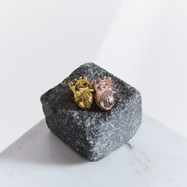 Broche LE COEUR BIEN ACCROCHÉ Gold