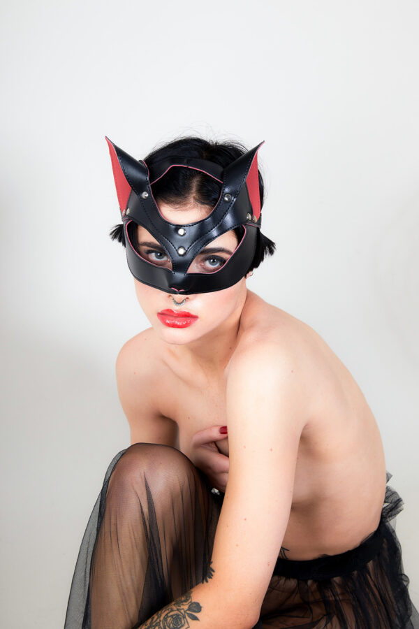 Masque KITTY KITTY noir et rouge