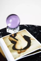 Gape-ball Purple, Boule de training anal LIRE L'AVENIR DANS TON CUL