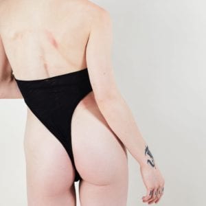 VOUS MONSIEUR – Le Concept Store de vos nuits blanches vous présente ses nouveautés BDSM! Tout pour vous surprendre, idées cadeaux pour hommes et femme, harnais en cuir et lingerie érotique