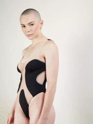Body noir et nude UNDER THE SKIN