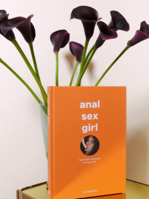 ANAL SEX GIRL, back door pleasure & pee fun