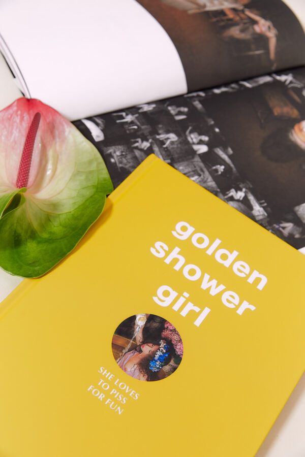 GOLDEN SHOWER GIRL, she loves to piss for fun