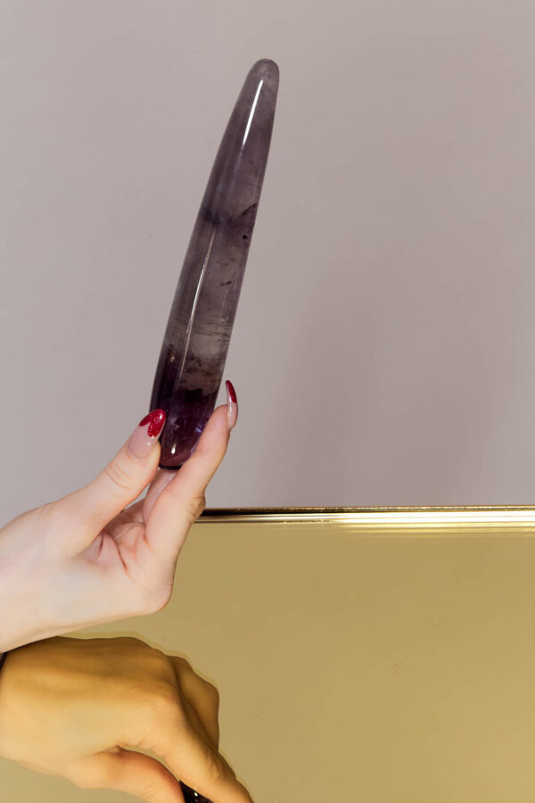 Dildo BRÛLANTE VIOLETTE en Pierre