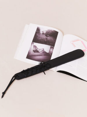 paddle BDSM en cuir vegan