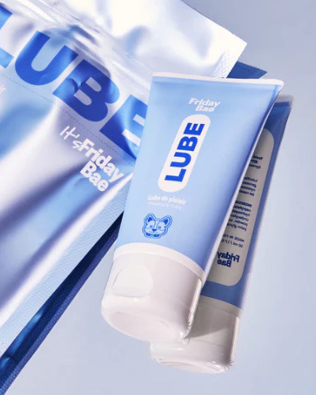 Fabriqué à partir d'ingrédients naturels, le lubrifiant de plaisir Friday Bae a été spécialement conçu pour être un gel intime de glisse