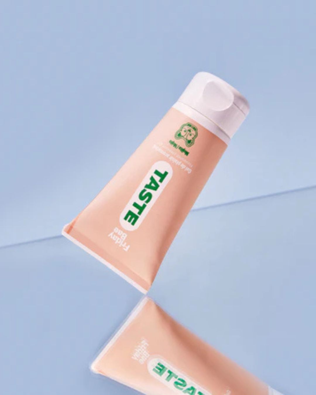 Gel de plaisir aromatisé signé friday bae