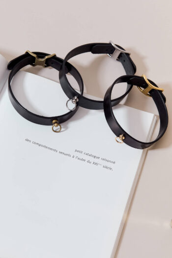 Votre Choker Cuir et chuchotements, un symbole fort dans le cadre BDSM