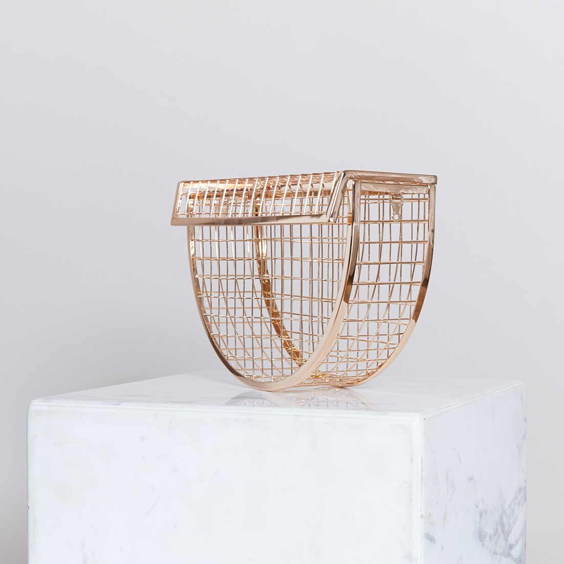 Sac Lune MY BODY IS A CAGE