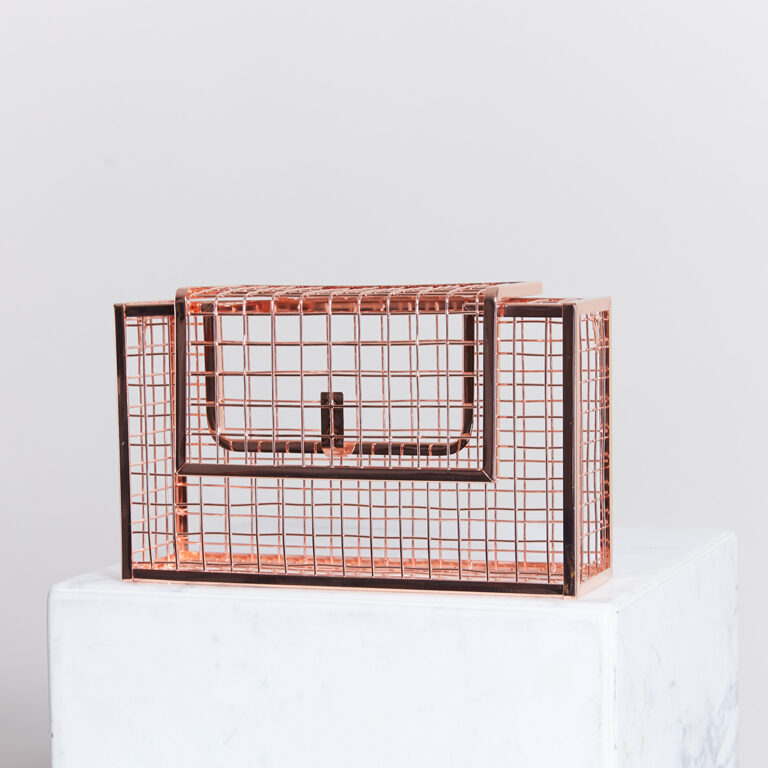 pochette design en metal