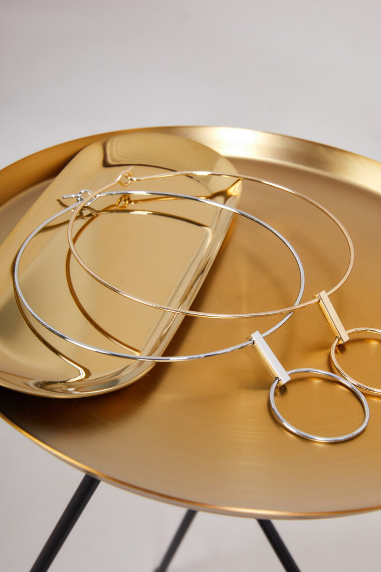 VOUS MONSIEUR – Le Concept Store de vos nuits blanches.